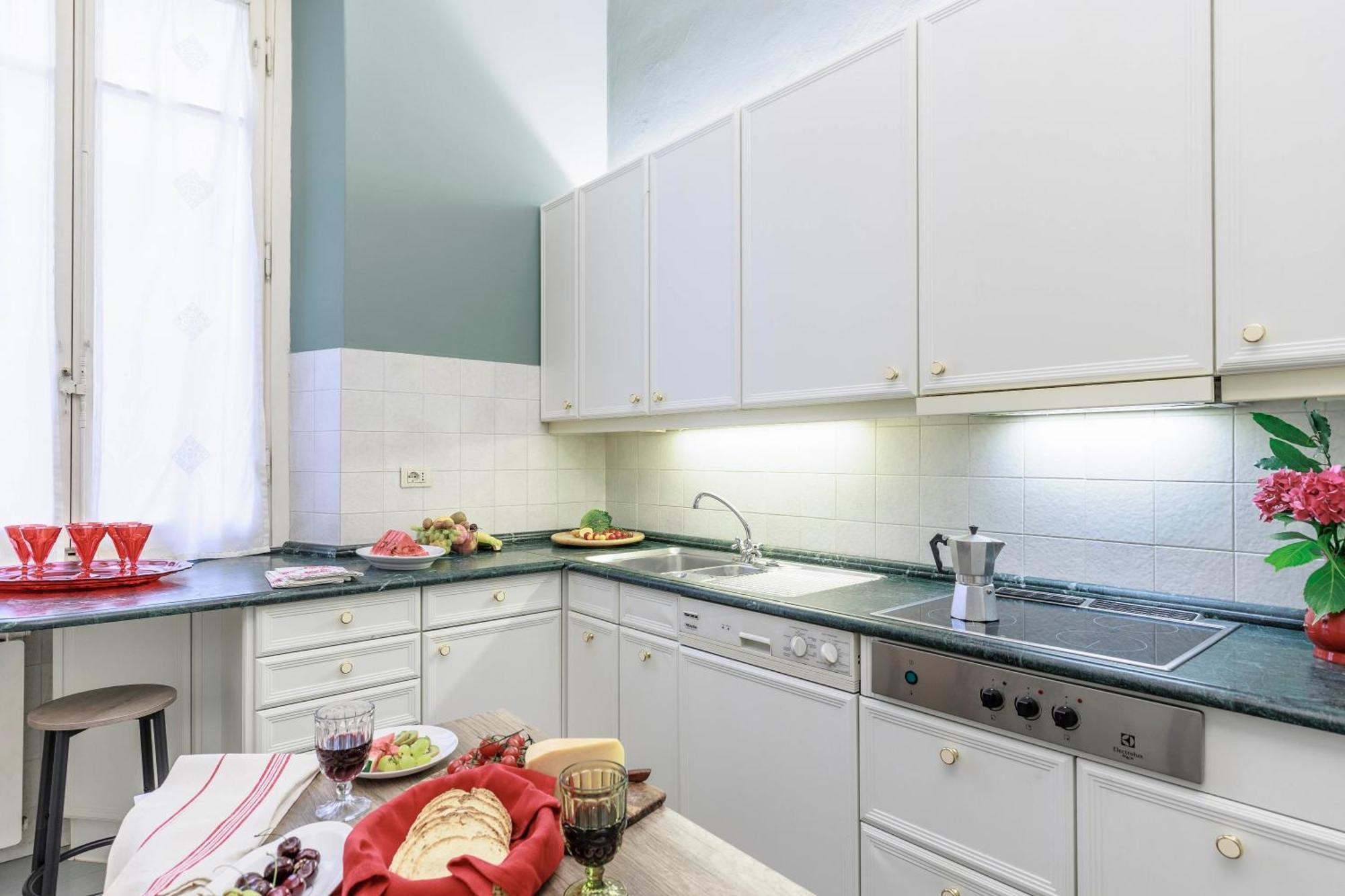 Florence Huge Apartment With Private Garden المظهر الخارجي الصورة