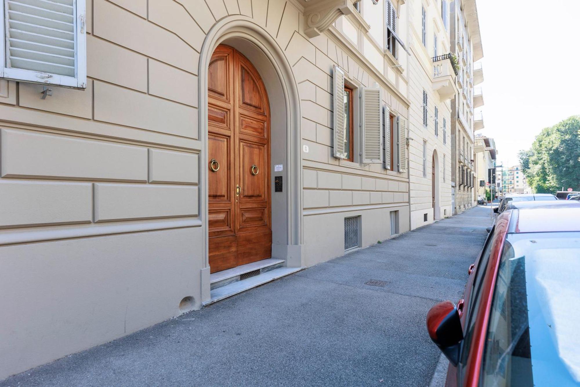 Florence Huge Apartment With Private Garden المظهر الخارجي الصورة