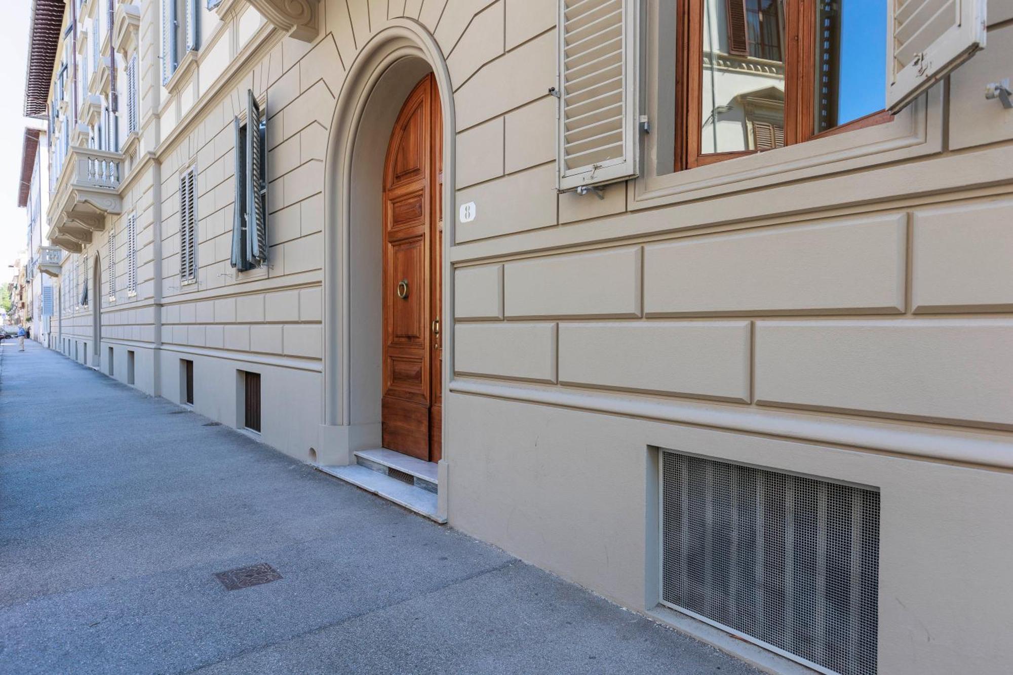 Florence Huge Apartment With Private Garden المظهر الخارجي الصورة